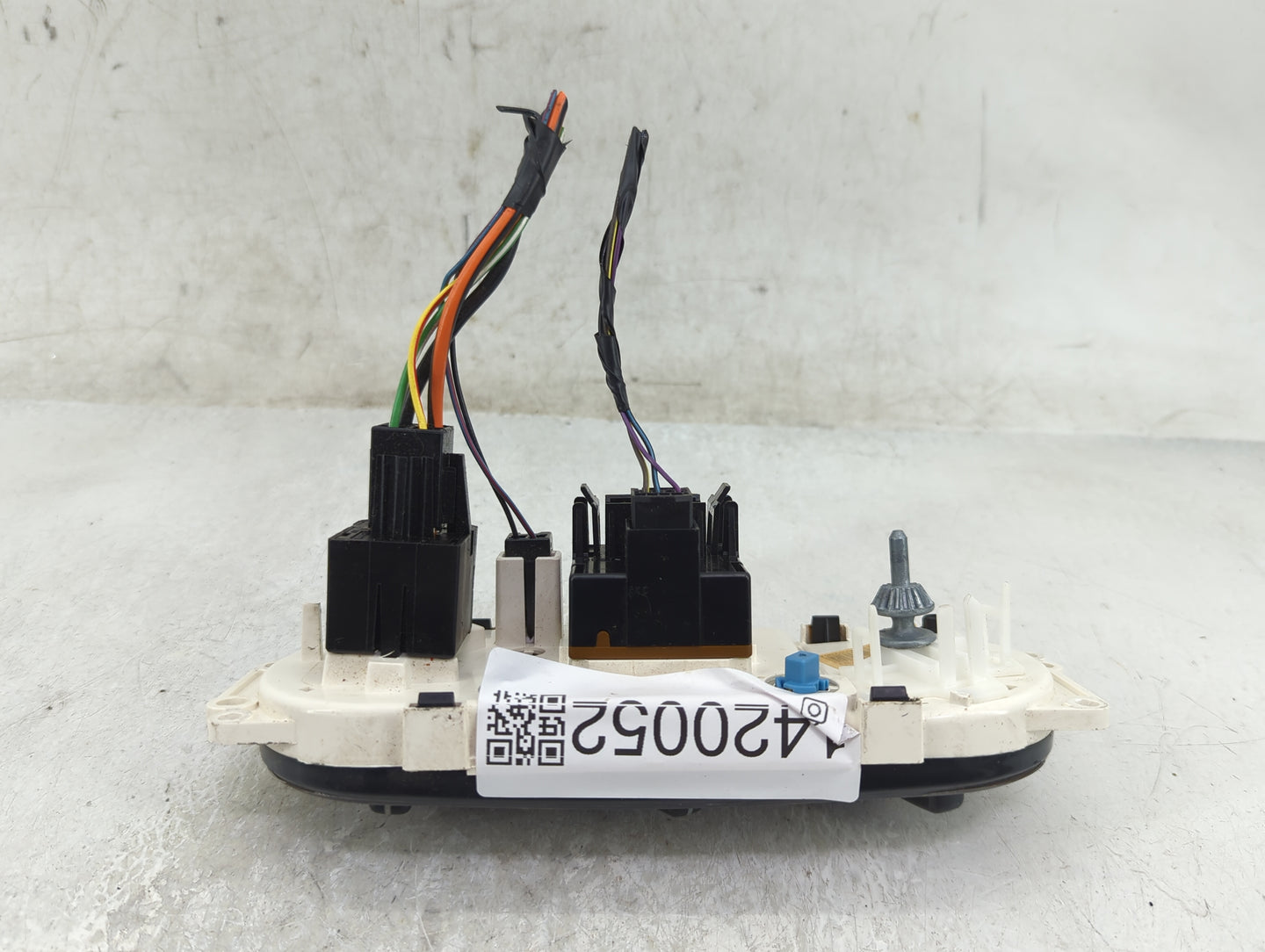 2001-2002 Ford Escape Climate Control Module Temperature AC/Heater Replacement P/N:YL8H-19980-A Fits Fits 2001 2002 OEM Used
