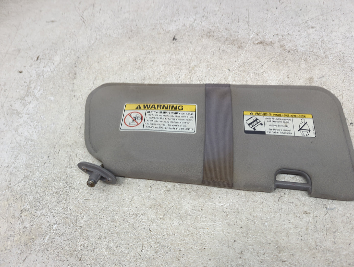 2002 Ford Escape Sun Visor Shade Replacement Driver Left Mirror Fits OEM Used Auto Parts - Oemusedautoparts1.com