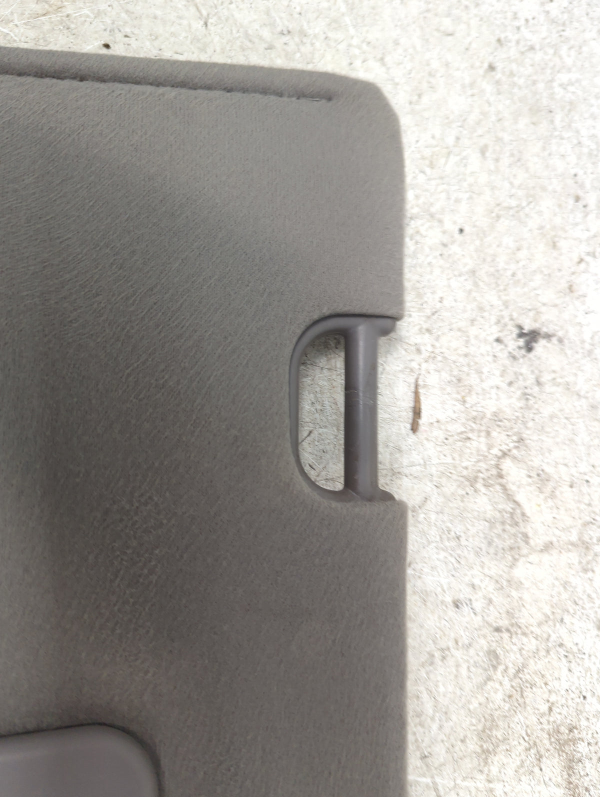 2001-2002 Ford Escape Sun Visor Shade Replacement Passenger Right Mirror Fits Fits 2001 2002 OEM Used Auto Parts - Oemusedau