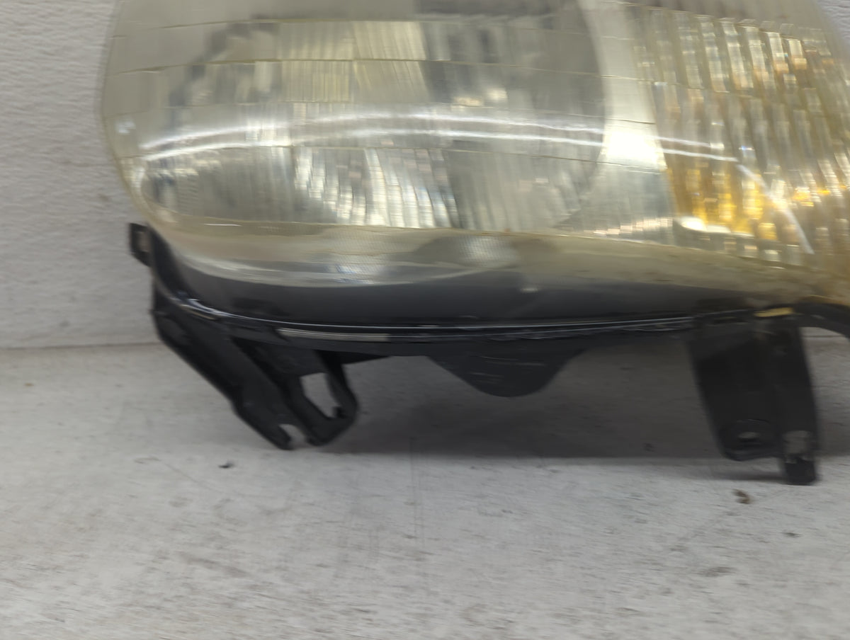 2002 Ford Escape Passenger Right Oem Head Light Headlight Lamp - Oemusedautoparts1.com