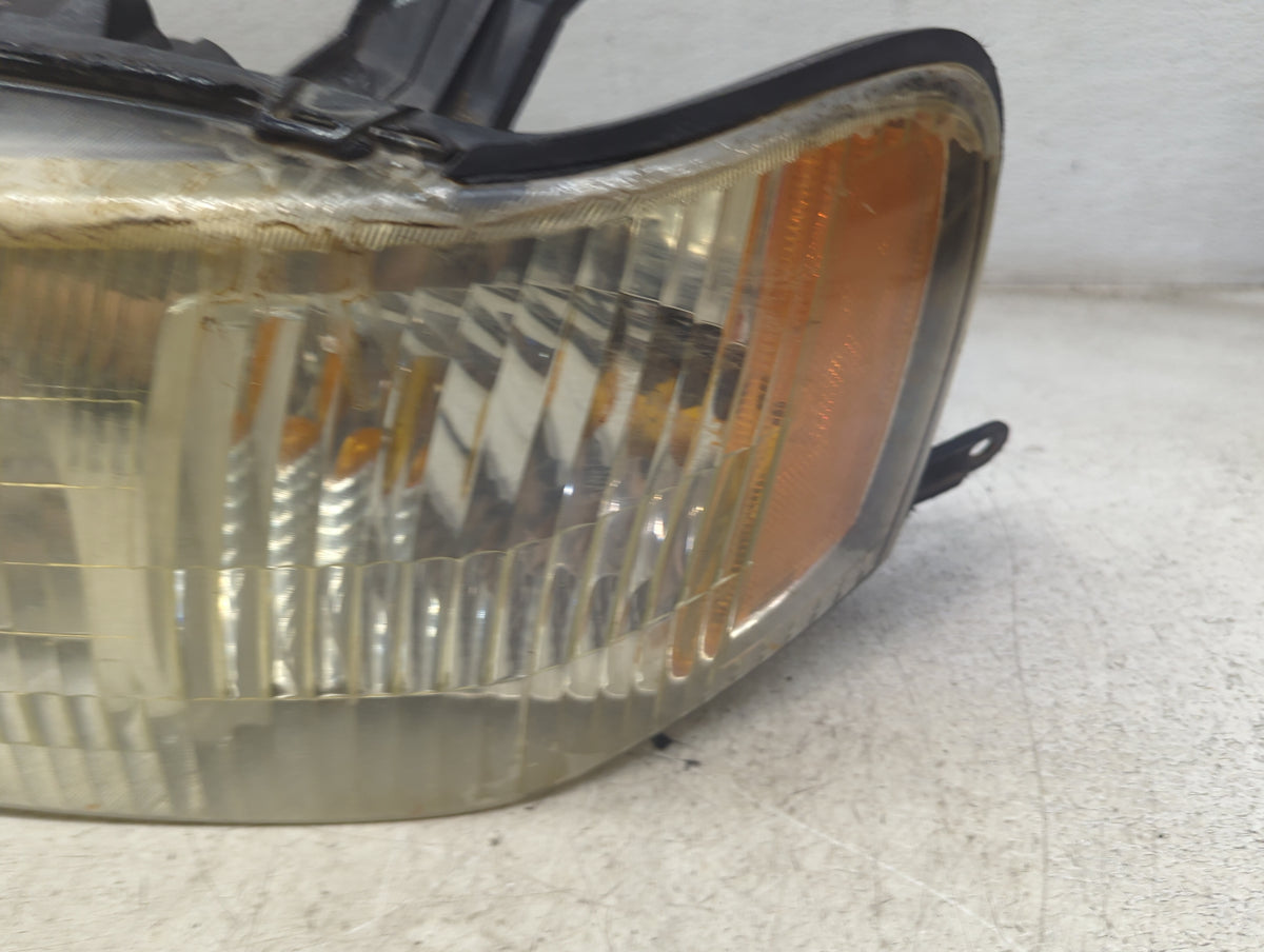 2002 Ford Escape Driver Left Oem Head Light Headlight Lamp - Oemusedautoparts1.com