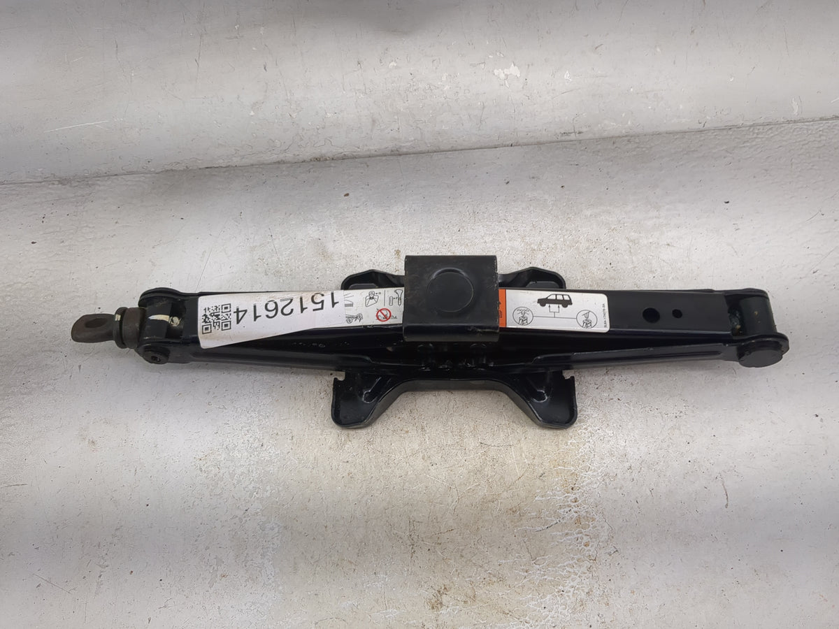 2002 Ford Escape Spare Scissor Car Jack - Oemusedautoparts1.com