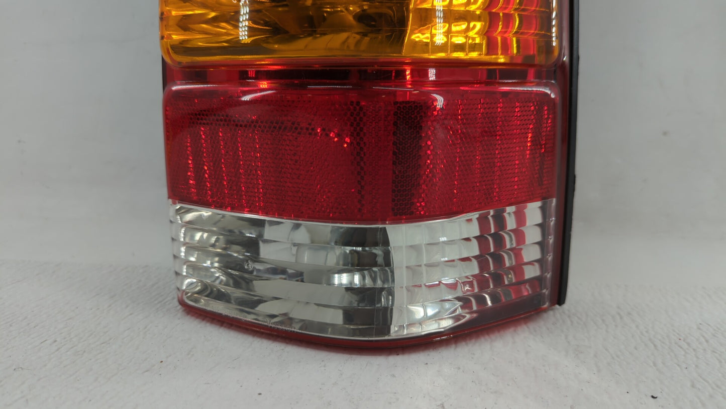 2001-2007 Ford Escape Tail Light Assembly Passenger Right OEM P/N:1L84-13B504-D 4L84-13B504-D Fits OEM Used Auto Parts - Oem