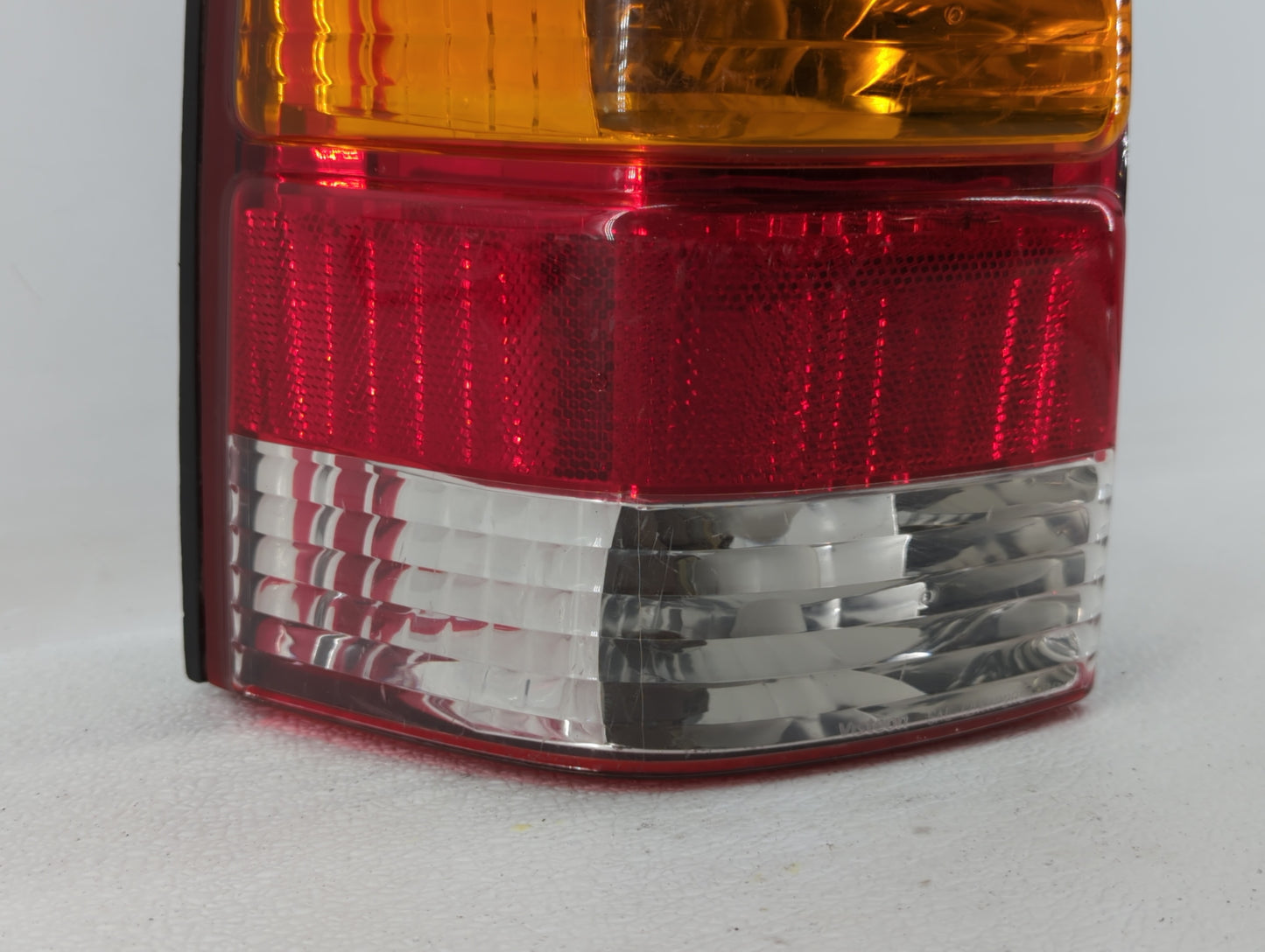 2001-2007 Ford Escape Tail Light Assembly Driver Left OEM P/N:1L84-13B505-D Fits Fits 2001 2002 2003 2004 2005 2006 2007 OEM