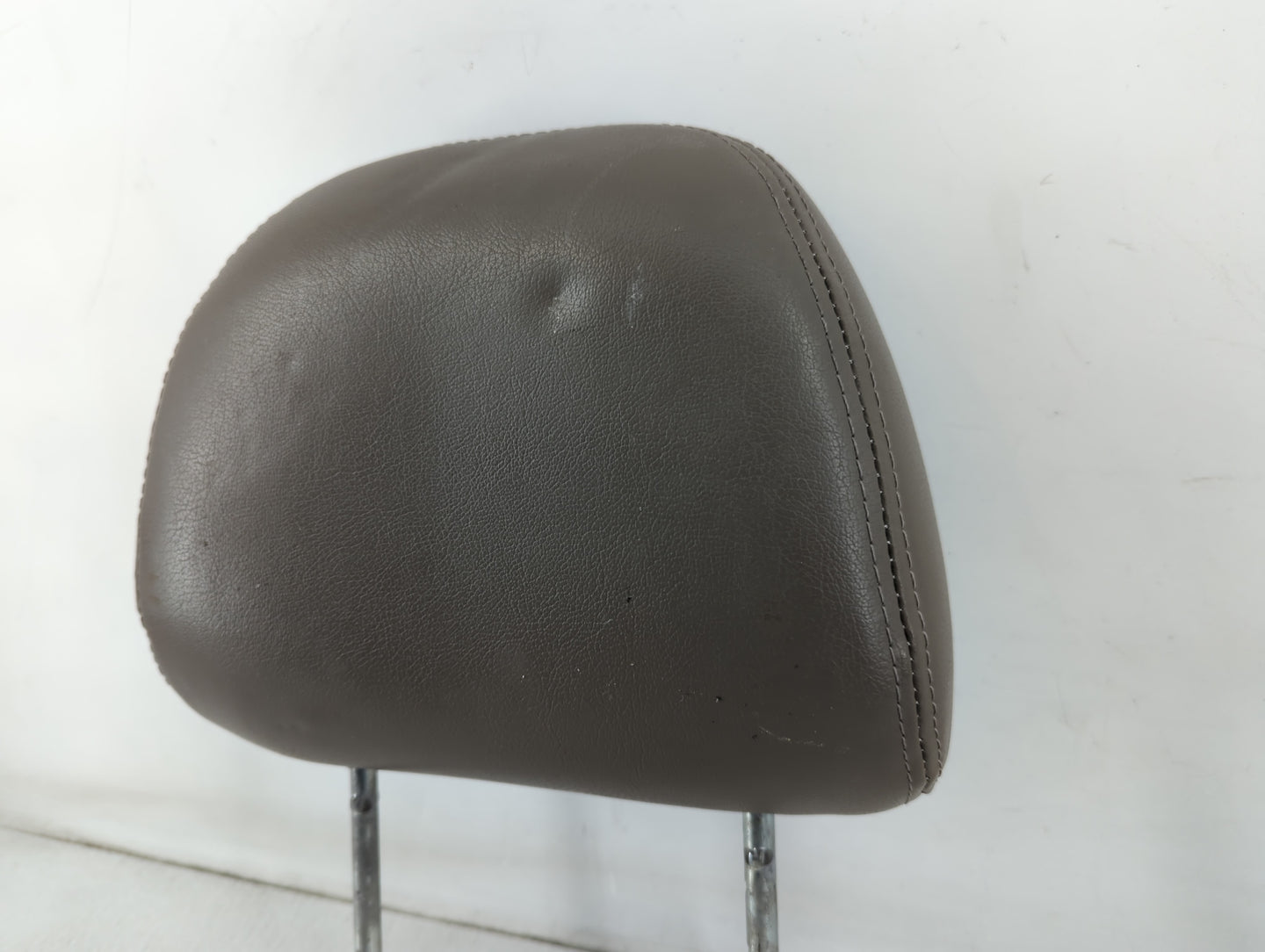2002 Ford Escape Headrest Head Rest Front Driver Passenger Seat Fits OEM Used Auto Parts - Oemusedautoparts1.com
