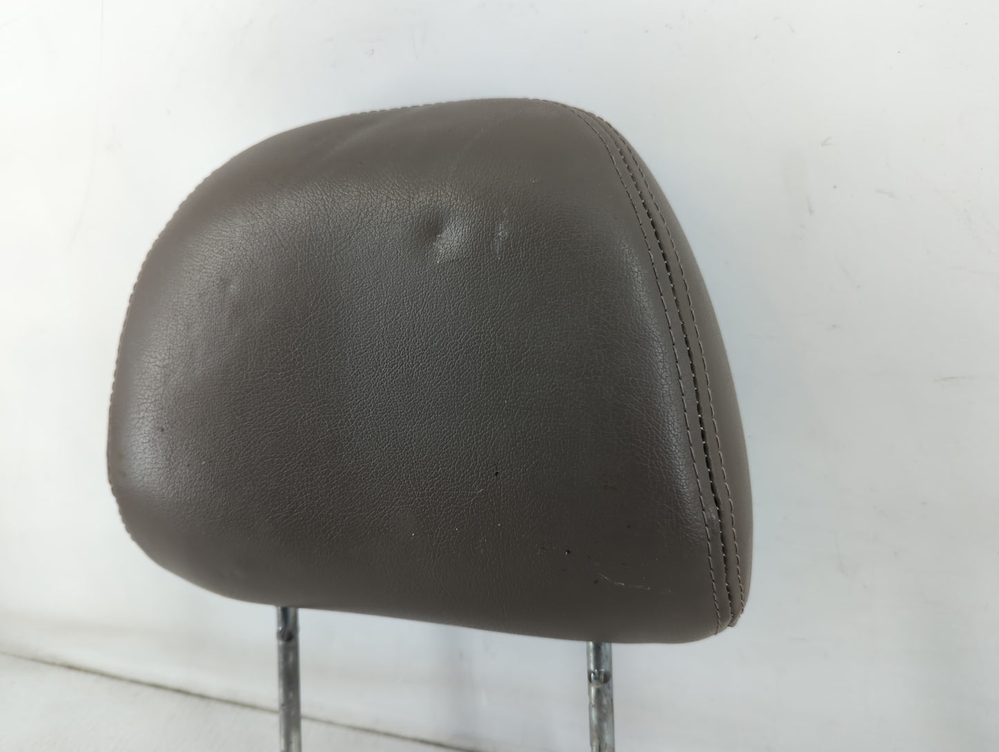2002 Ford Escape Headrest Head Rest Front Driver Passenger Seat Fits OEM Used Auto Parts - Oemusedautoparts1.com