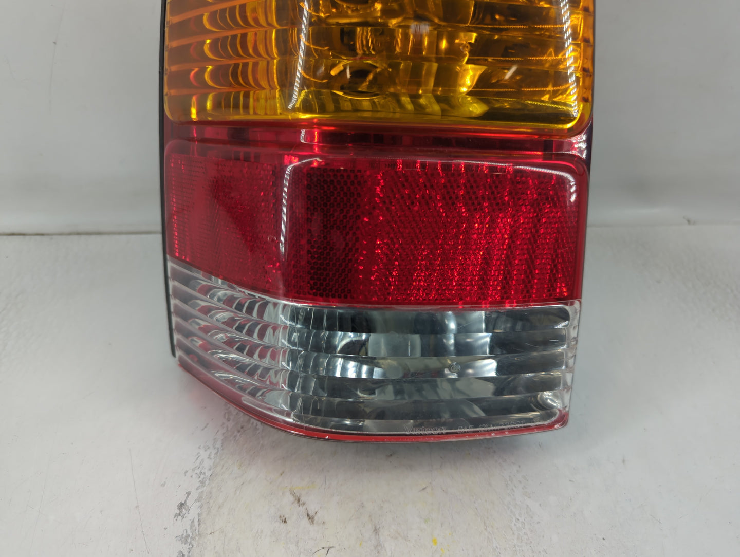 2001-2007 Ford Escape Tail Light Assembly Driver Left OEM P/N:012130857 13411-BC Fits Fits 2001 2002 2003 2004 2005 2006 200