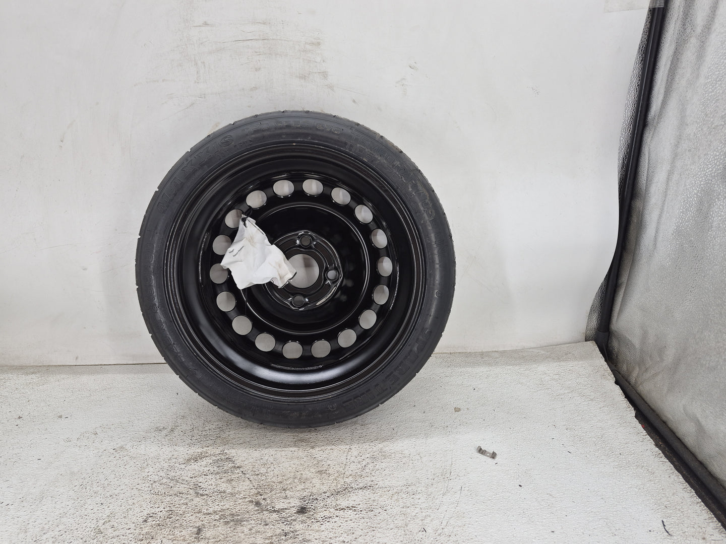 1991-2003 Ford Escort Spare Donut Tire Wheel Rim Oem - Oemusedautoparts1.com