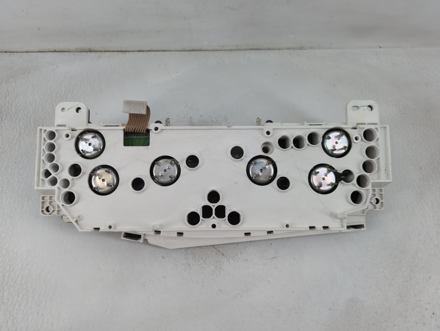 2002 Ford Excursion Instrument Cluster Speedometer Gauges Fits Fits 2003 OEM Used Auto Parts - Oemusedautoparts1.com