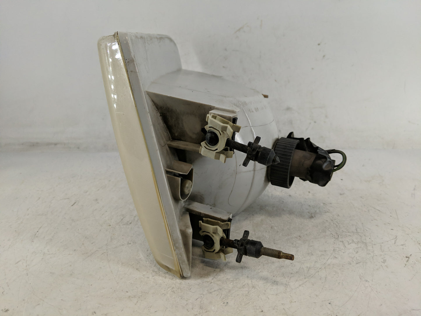 Ford Expedition Passenger Right Oem Head Light Headlight Lamp - Oemusedautoparts1.com