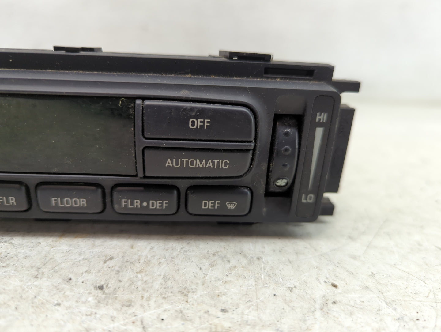 2002 Ford Expedition Climate Control Module Temperature AC/Heater Replacement P/N:XL7H-19C933-AE Fits OEM Used Auto Parts - 