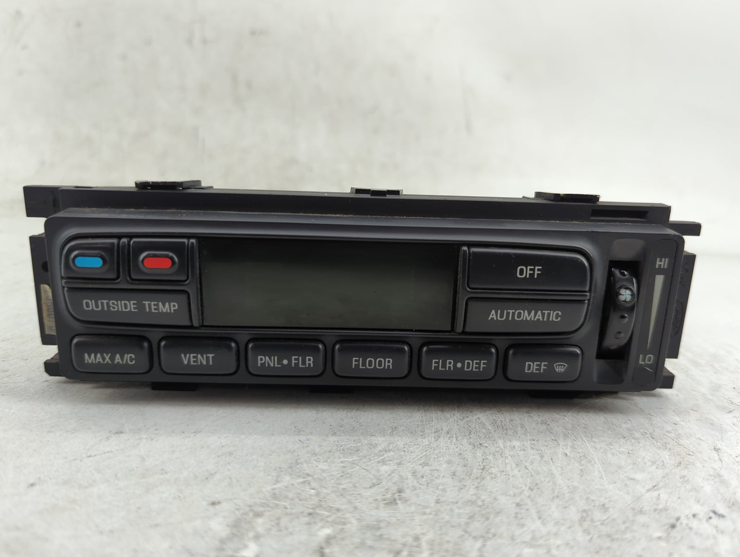 2002 Ford Expedition Climate Control Module Temperature AC/Heater Replacement Fits OEM Used Auto Parts - Oemusedautoparts1.c