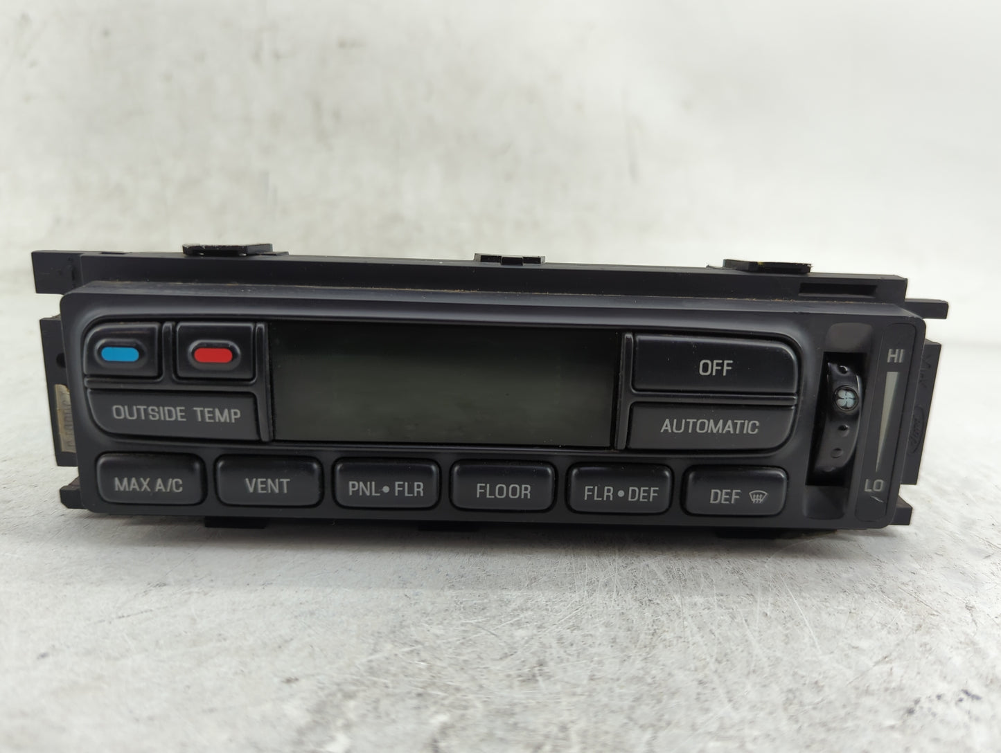 2002 Ford Expedition Climate Control Module Temperature AC/Heater Replacement Fits OEM Used Auto Parts - Oemusedautoparts1.c