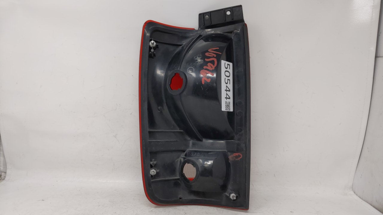 1997-2002 Ford Expedition Tail Light Assembly Passenger Right OEM Fits Fits 1997 1998 1999 2000 2001 2002 OEM Used Auto Part