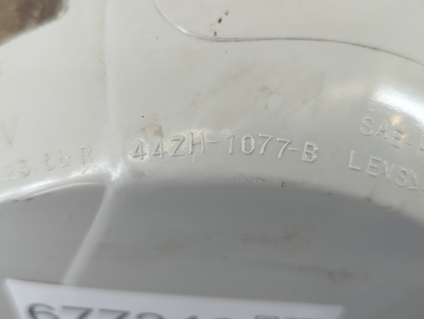 1997-2002 Ford Expedition Driver Left Oem Head Light Headlight Lamp - Oemusedautoparts1.com