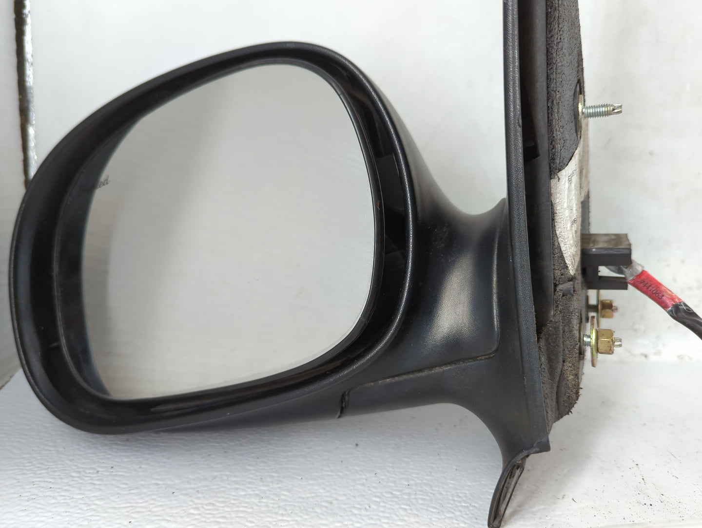 1997-2002 Ford Expedition Driver Side View Mirror - Left Door Mirror OEM Used - Oemusedautoparts1.com
