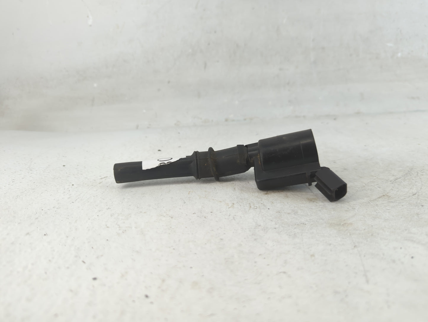 2001-2004 Ford Expedition Ignition Coil Igniter Pack - Oemusedautoparts1.com