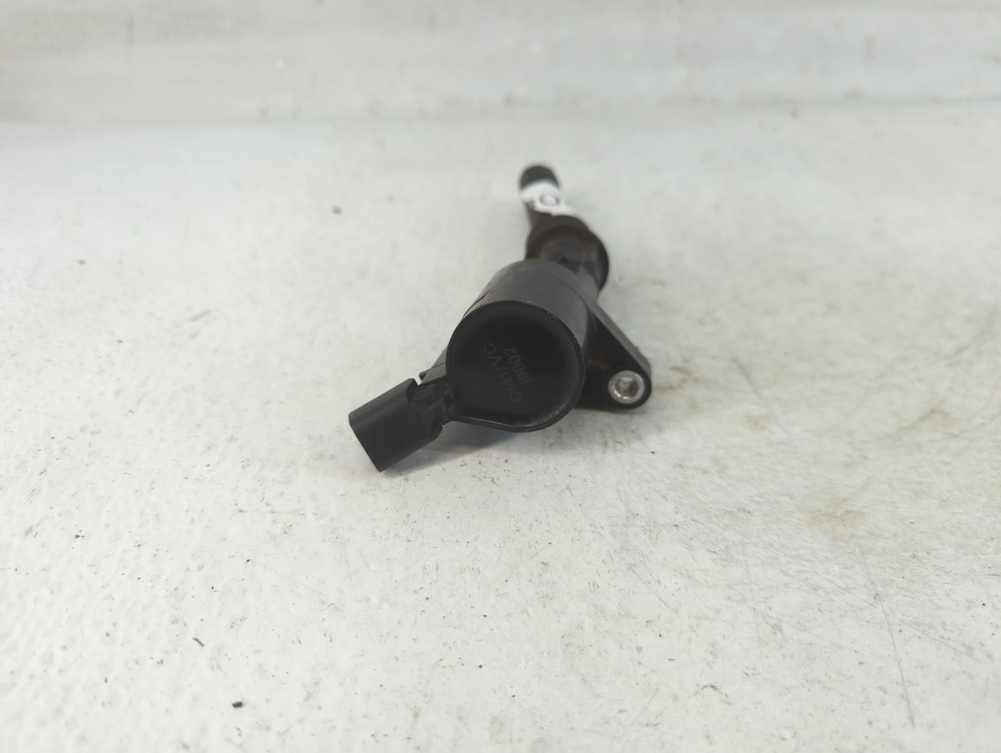 2001-2004 Ford Expedition Ignition Coil Igniter Pack - Oemusedautoparts1.com