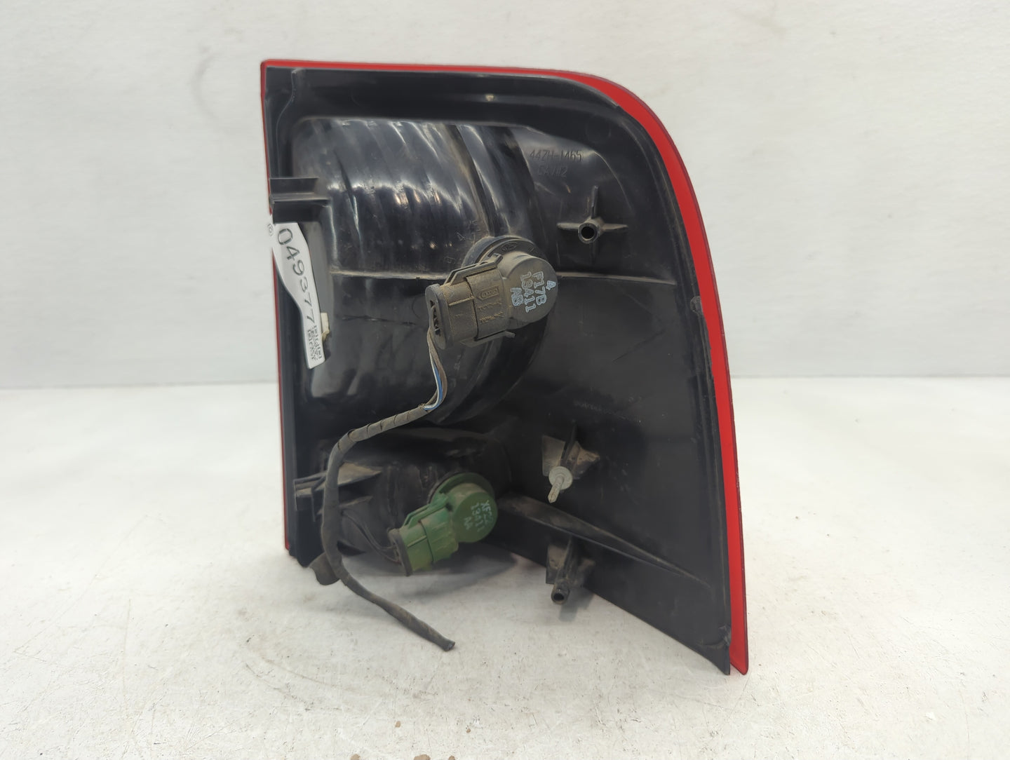 2002-2005 Ford Explorer Tail Light Assembly Driver Left OEM P/N:1L2X-13B505-B Fits Fits 2002 2003 2004 2005 OEM Used Auto Pa
