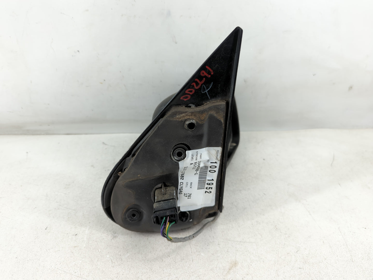 2001-2005 Ford Explorer Passenger Side View Mirror - Right Door Mirror OEM Used - Oemusedautoparts1.com