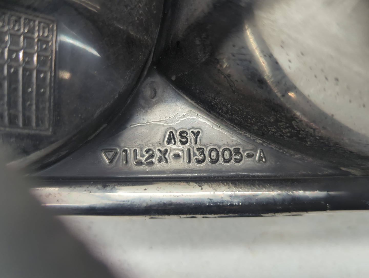 2002-2005 Ford Explorer Passenger Right Oem Head Light Headlight Lamp - Oemusedautoparts1.com