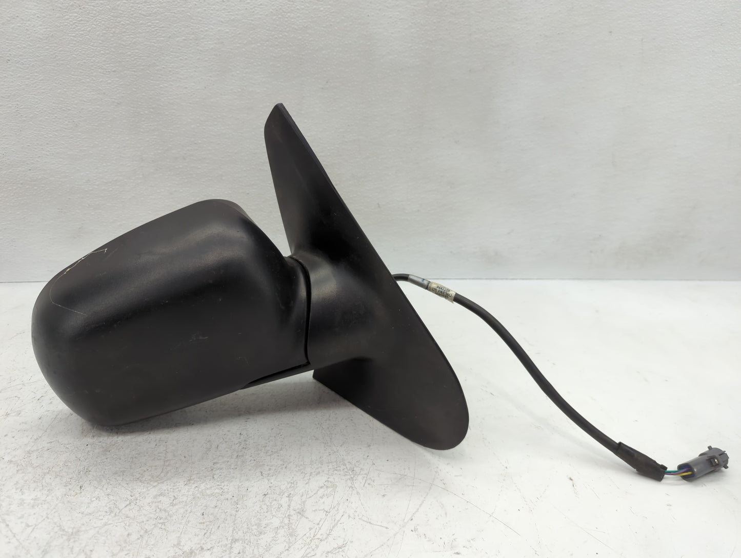 2001-2005 Ford Explorer Passenger Side View Mirror - Right Door Mirror OEM Used - Oemusedautoparts1.com