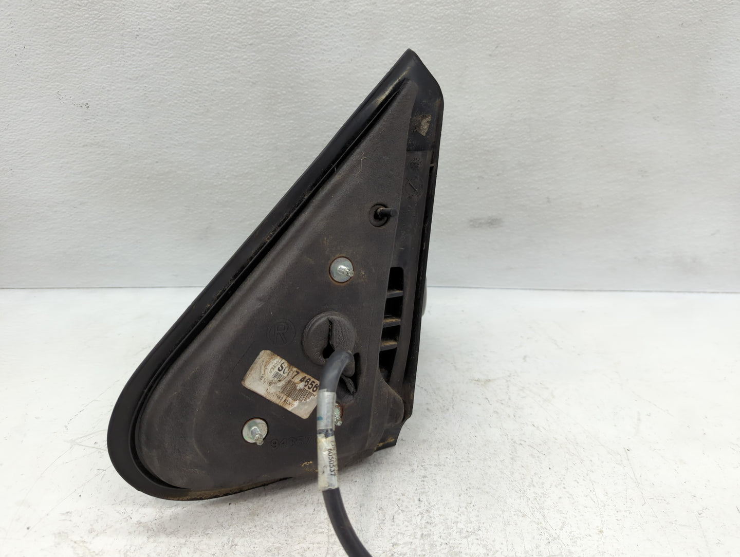 2001-2005 Ford Explorer Passenger Side View Mirror - Right Door Mirror OEM Used - Oemusedautoparts1.com