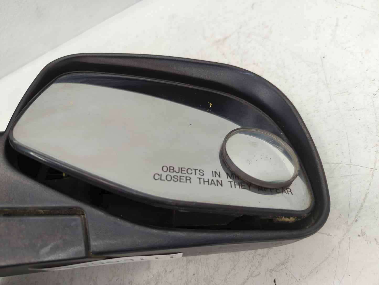 2001-2005 Ford Explorer Passenger Side View Mirror - Right Door Mirror OEM Used - Oemusedautoparts1.com