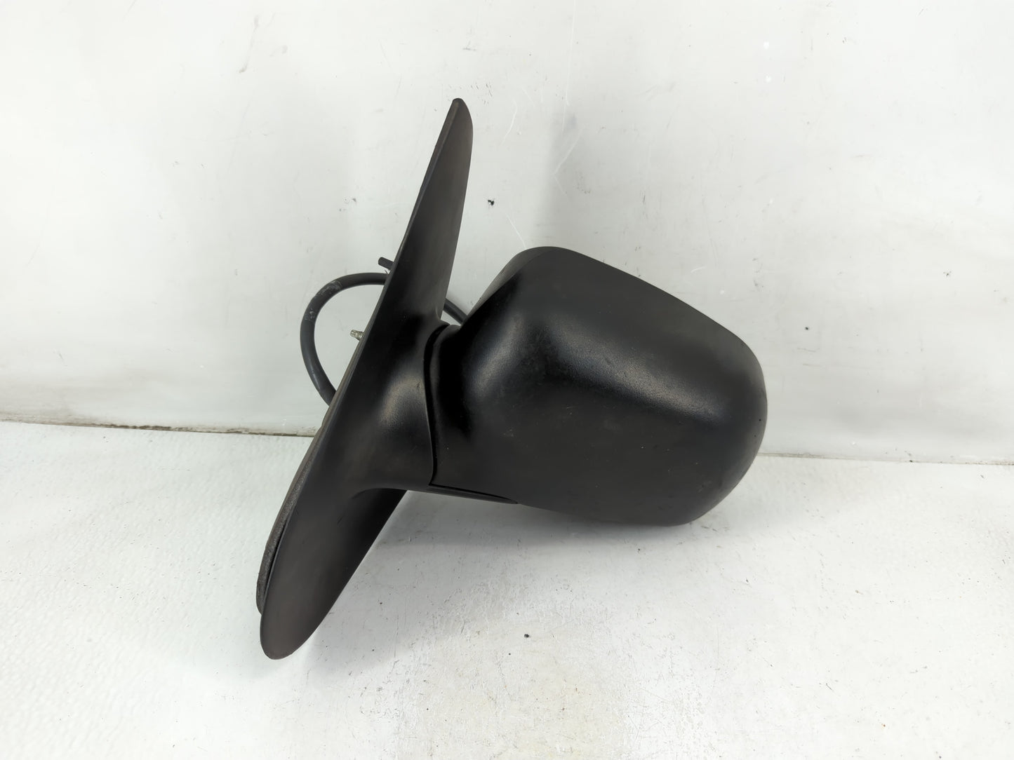 2001-2005 Ford Explorer Driver Side View Mirror - Left Door Mirror OEM Used - Oemusedautoparts1.com