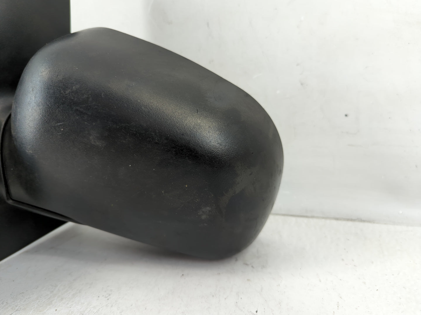 2001-2005 Ford Explorer Driver Side View Mirror - Left Door Mirror OEM Used - Oemusedautoparts1.com