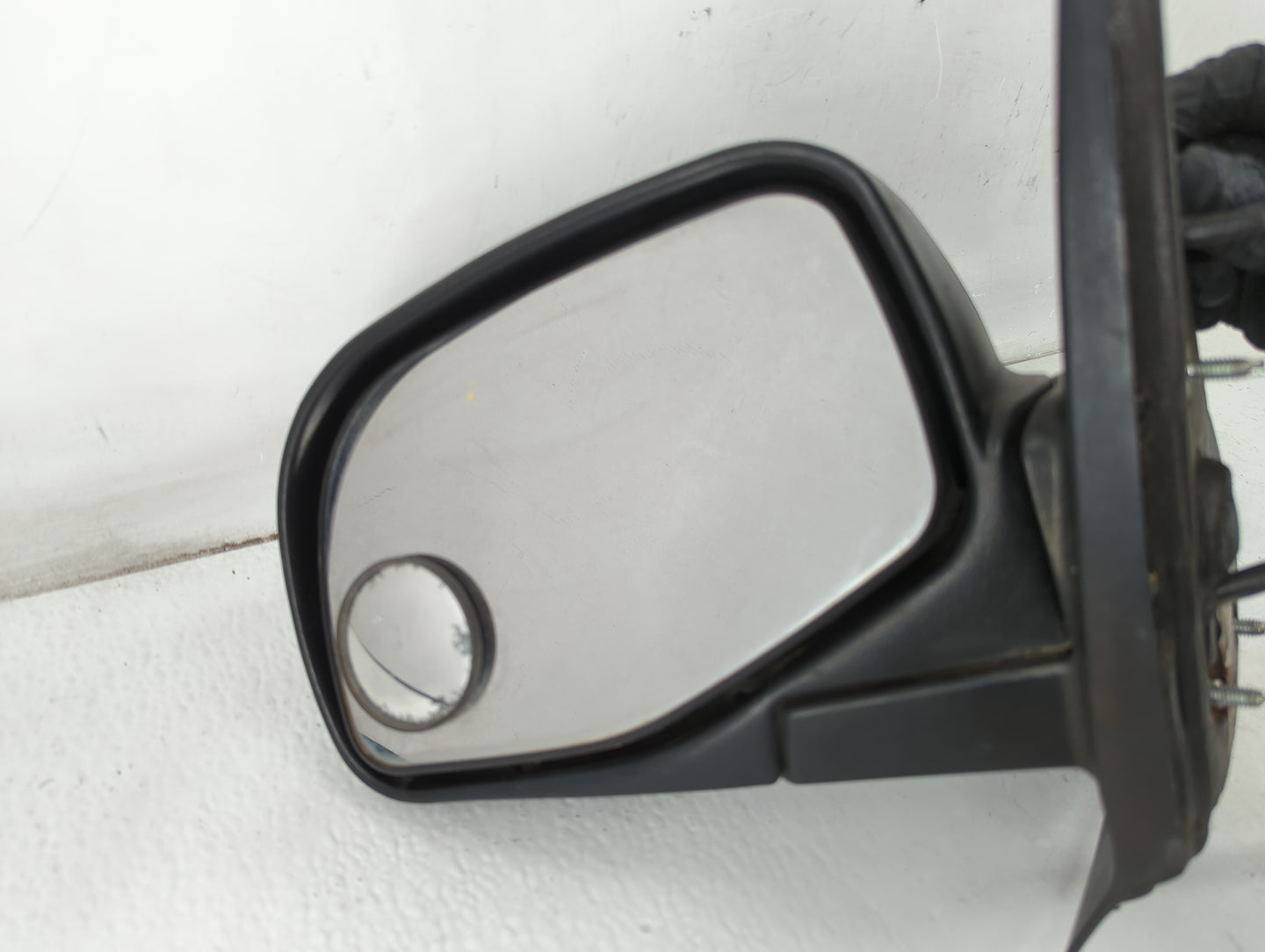 2001-2005 Ford Explorer Driver Side View Mirror - Left Door Mirror OEM Used - Oemusedautoparts1.com