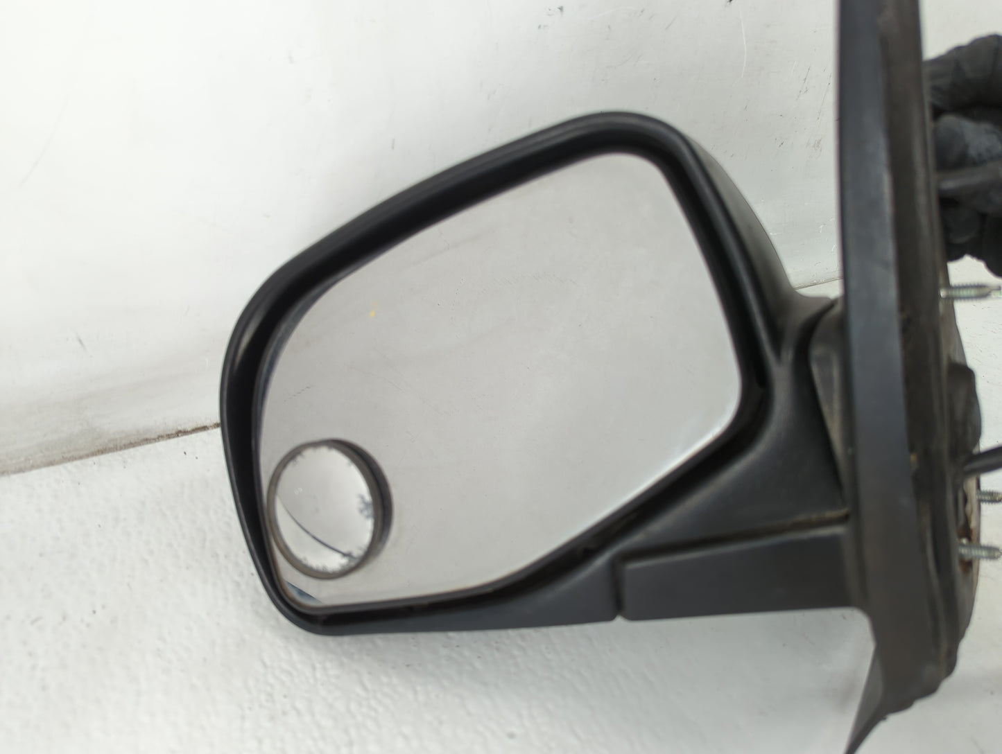 2001-2005 Ford Explorer Driver Side View Mirror - Left Door Mirror OEM Used - Oemusedautoparts1.com