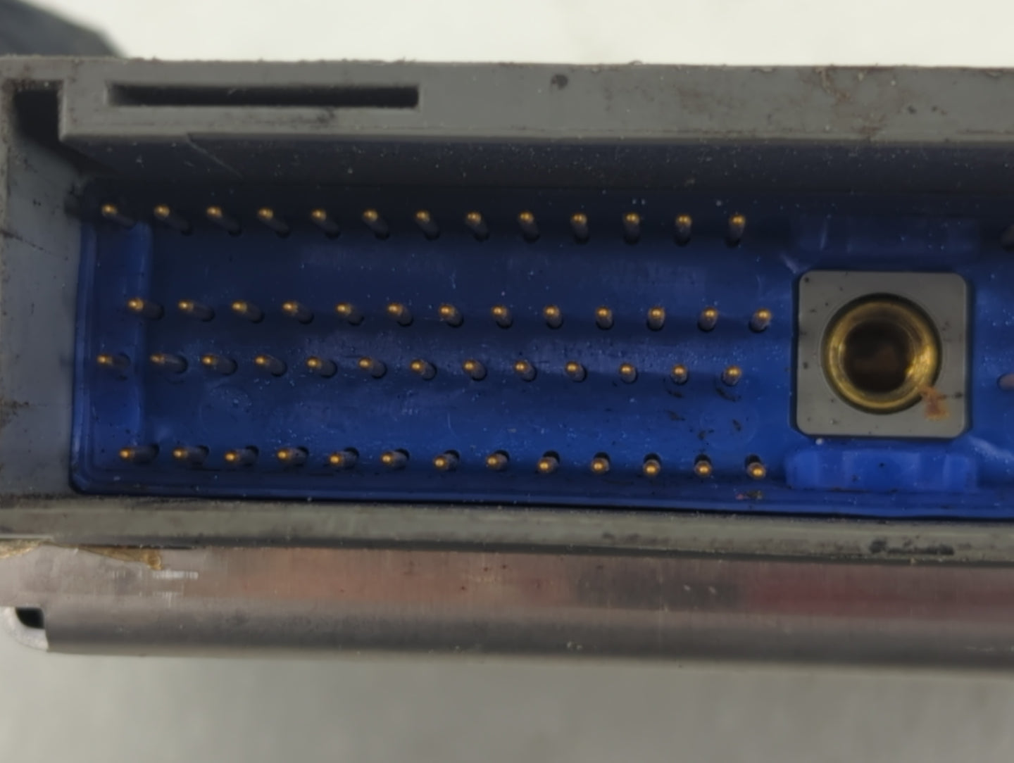 2001-2002 Ford Explorer PCM Engine Control Computer ECU ECM PCU OEM P/N:1L2F-12A650-AND Fits Fits 2001 2002 OEM Used Auto Pa