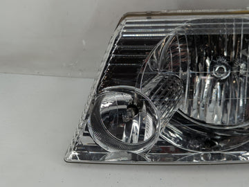 2002 Ford Explorer Tail Light Assembly Driver Left OEM P/N:1L2X-13006-A Fits OEM Used Auto Parts