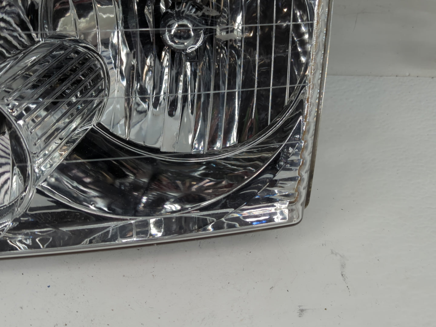 2002 Ford Explorer Tail Light Assembly Driver Left OEM P/N:1L2X-13006-A Fits OEM Used Auto Parts - Oemusedautoparts1.com