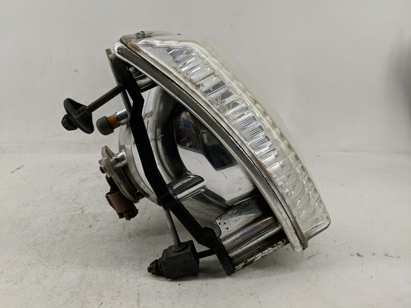 2002-2005 Ford Explorer Passenger Right Oem Head Light Headlight Lamp - Oemusedautoparts1.com