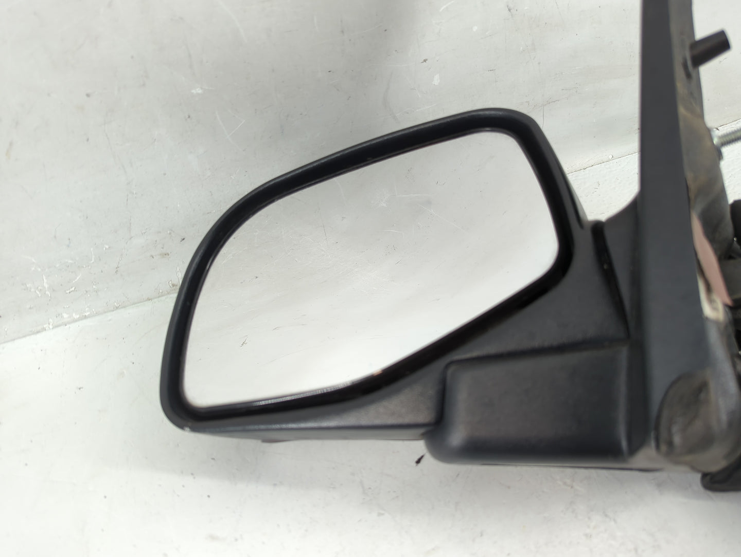2002-2005 Ford Explorer Side Mirror Replacement Driver Left View Door Mirror Fits Fits 2002 2003 2004 2005 OEM Used Auto Par