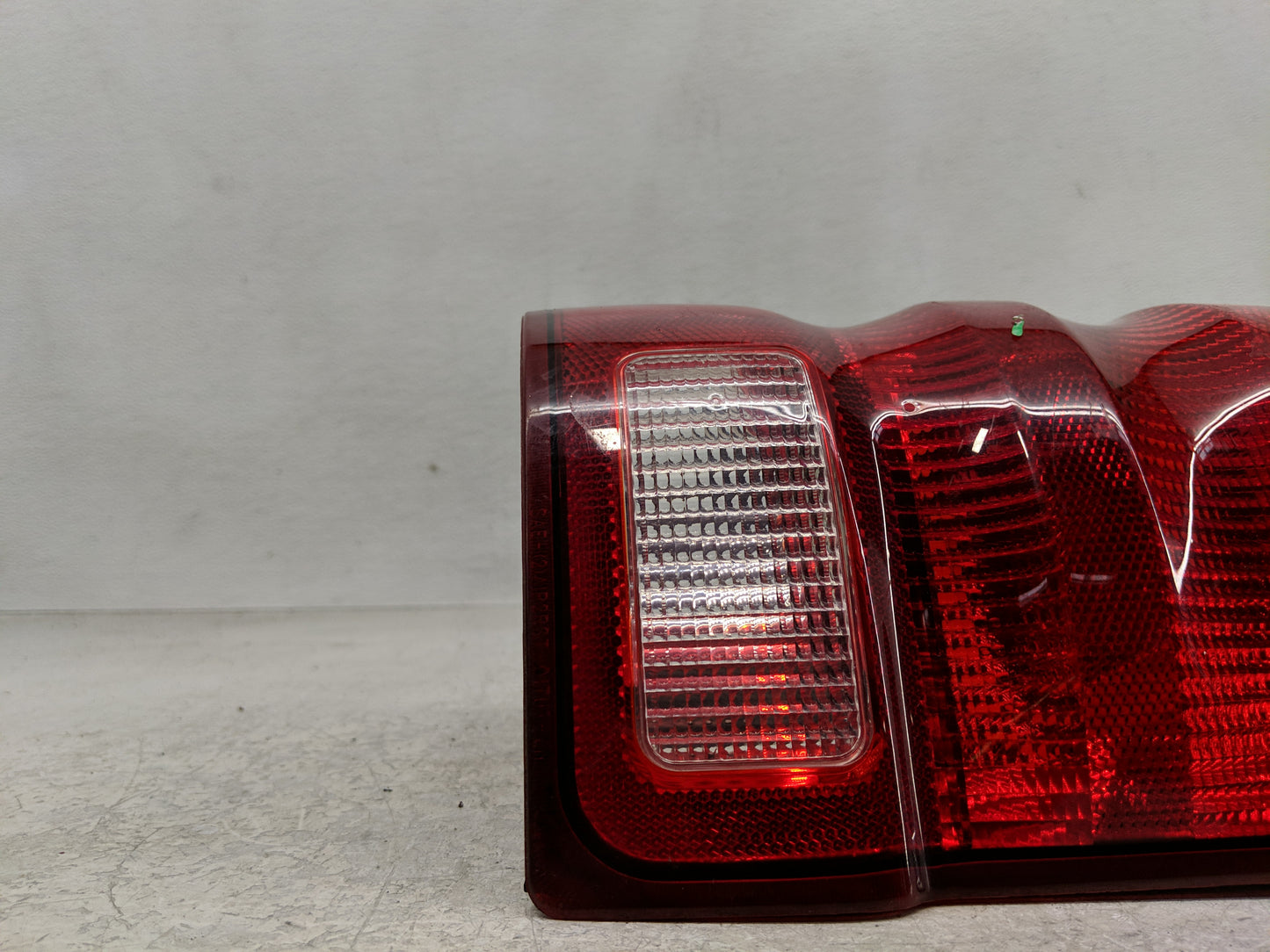 2001-2003 Ford Explorer Tail Light Assembly Driver Left OEM Fits Fits 2001 2002 2003 OEM Used Auto Parts - Oemusedautoparts1