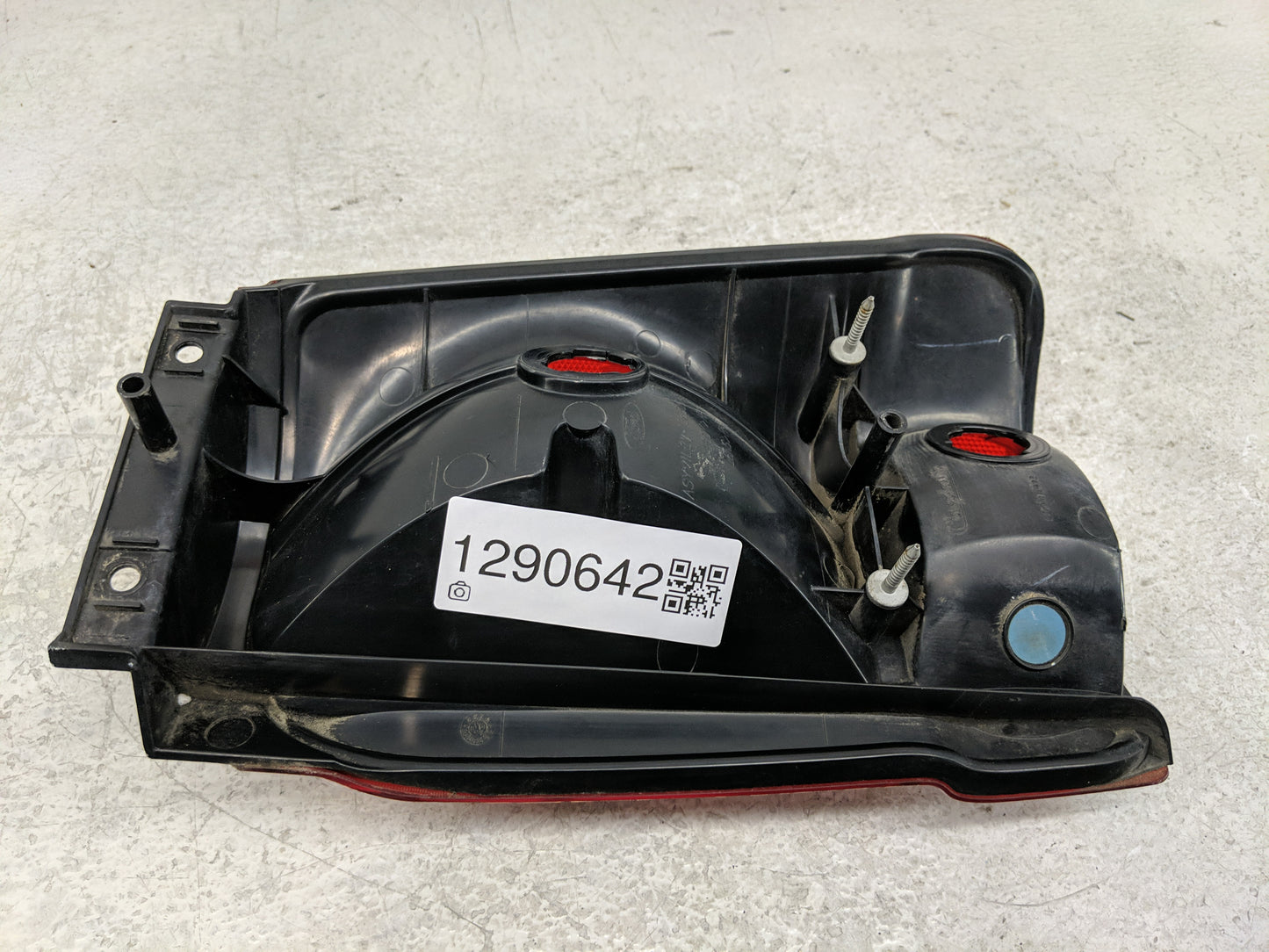 2001-2003 Ford Explorer Tail Light Assembly Driver Left OEM Fits Fits 2001 2002 2003 OEM Used Auto Parts - Oemusedautoparts1