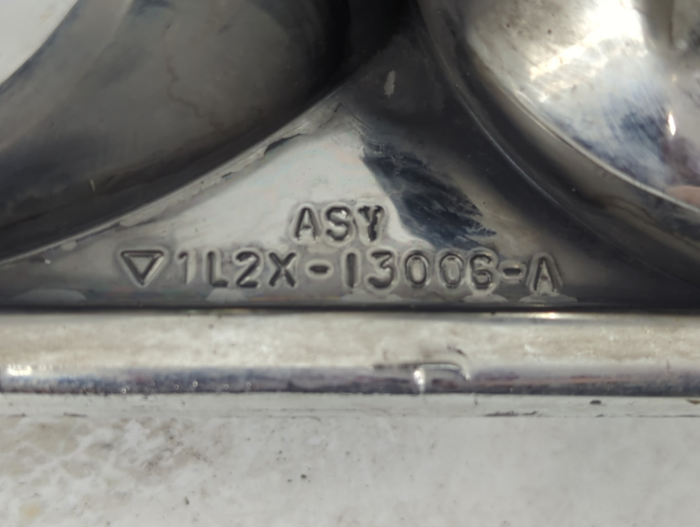 Ford Explorer Driver Left Oem Head Light Headlight Lamp - Oemusedautoparts1.com