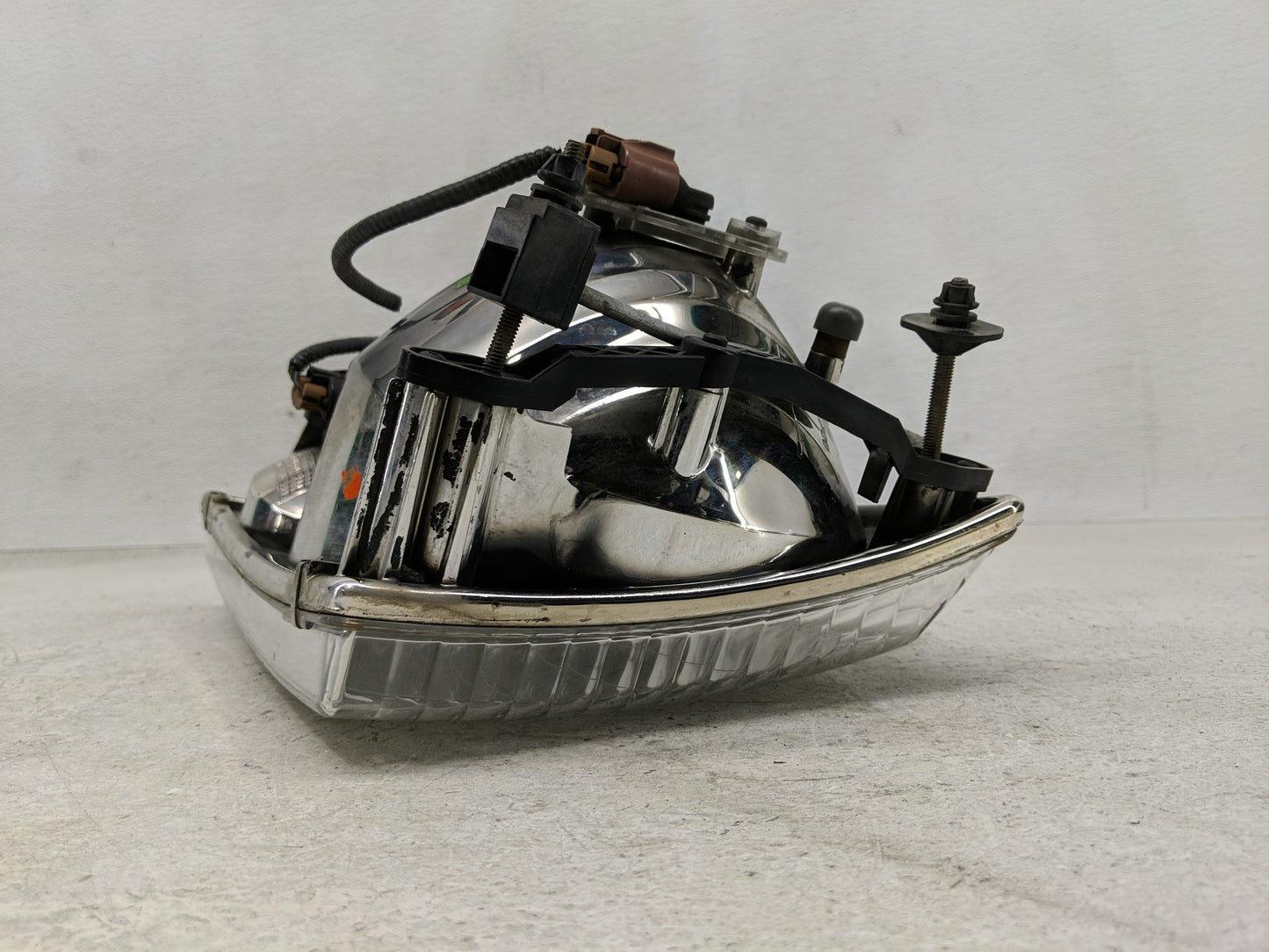 2002-2005 Ford Explorer Passenger Right Oem Head Light Headlight Lamp - Oemusedautoparts1.com