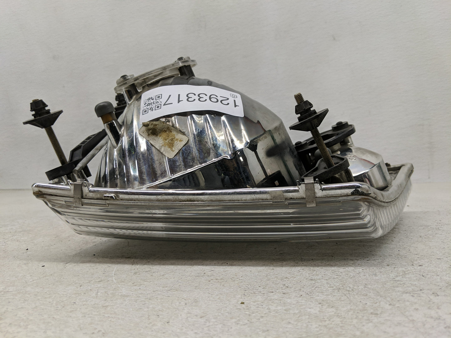 2002-2005 Ford Explorer Passenger Right Oem Head Light Headlight Lamp - Oemusedautoparts1.com
