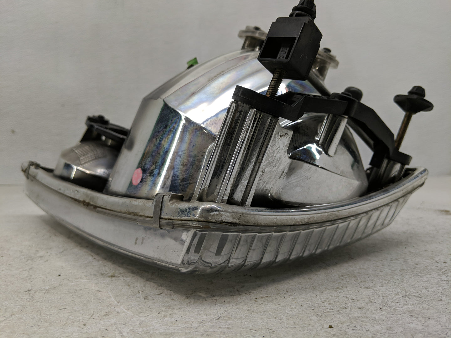 2002-2005 Ford Explorer Passenger Right Oem Head Light Headlight Lamp - Oemusedautoparts1.com