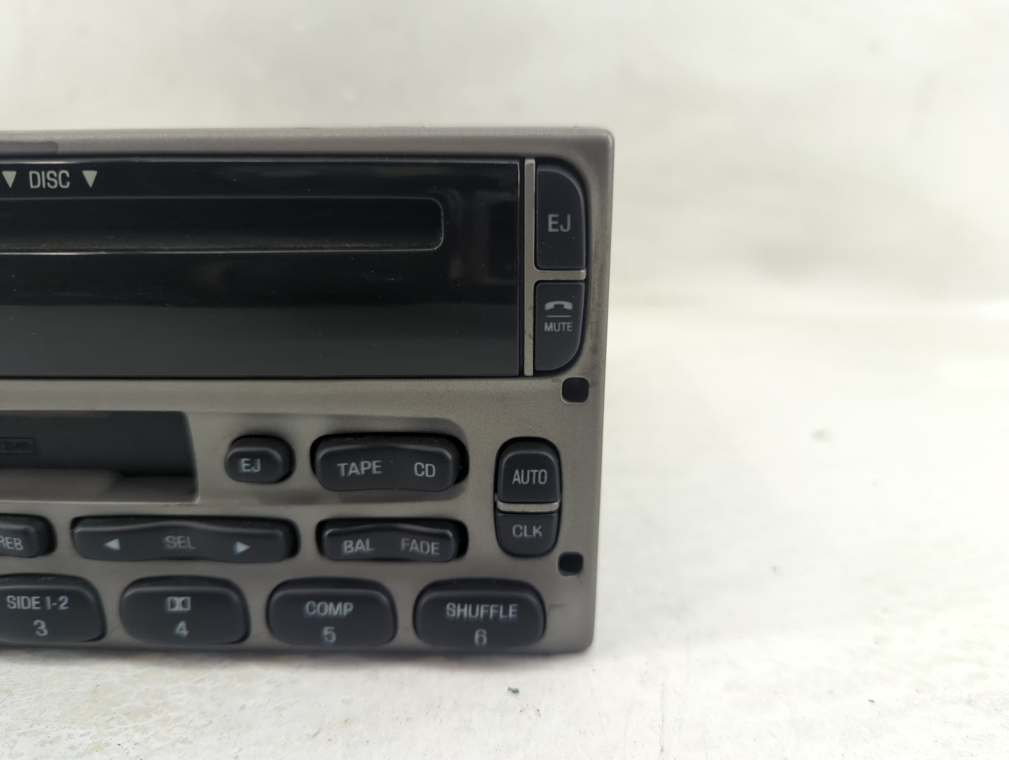 2002-2004 Ford Explorer Radio AM FM Cd Player Receiver Replacement P/N:2L2T-18C868-CA Fits Fits 2002 2003 2004 OEM Used Auto