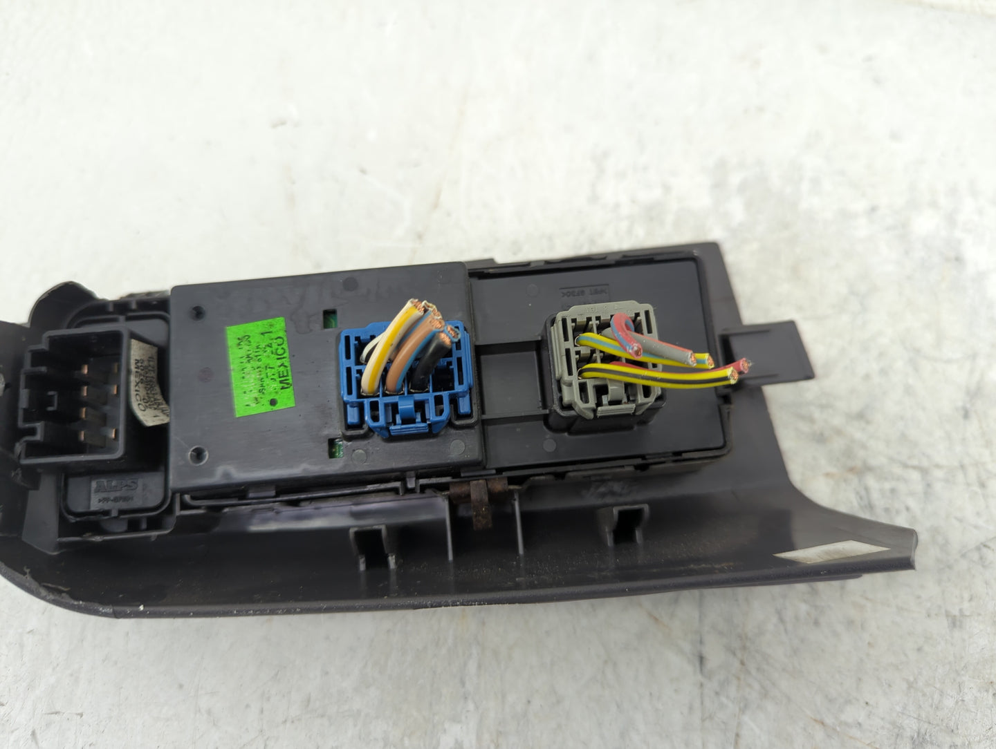 2001-2003 Ford Explorer Master Power Window Switch Replacement Driver Side Left Fits Fits 2001 2002 2003 OEM Used Auto Parts