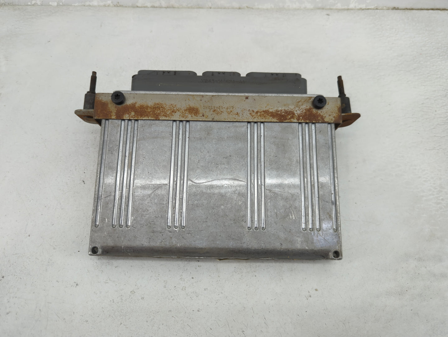 2002 Ford Explorer PCM Engine Control Computer ECU ECM PCU OEM P/N:1L2F-12A650-ACH Fits OEM Used Auto Parts - Oemusedautopar