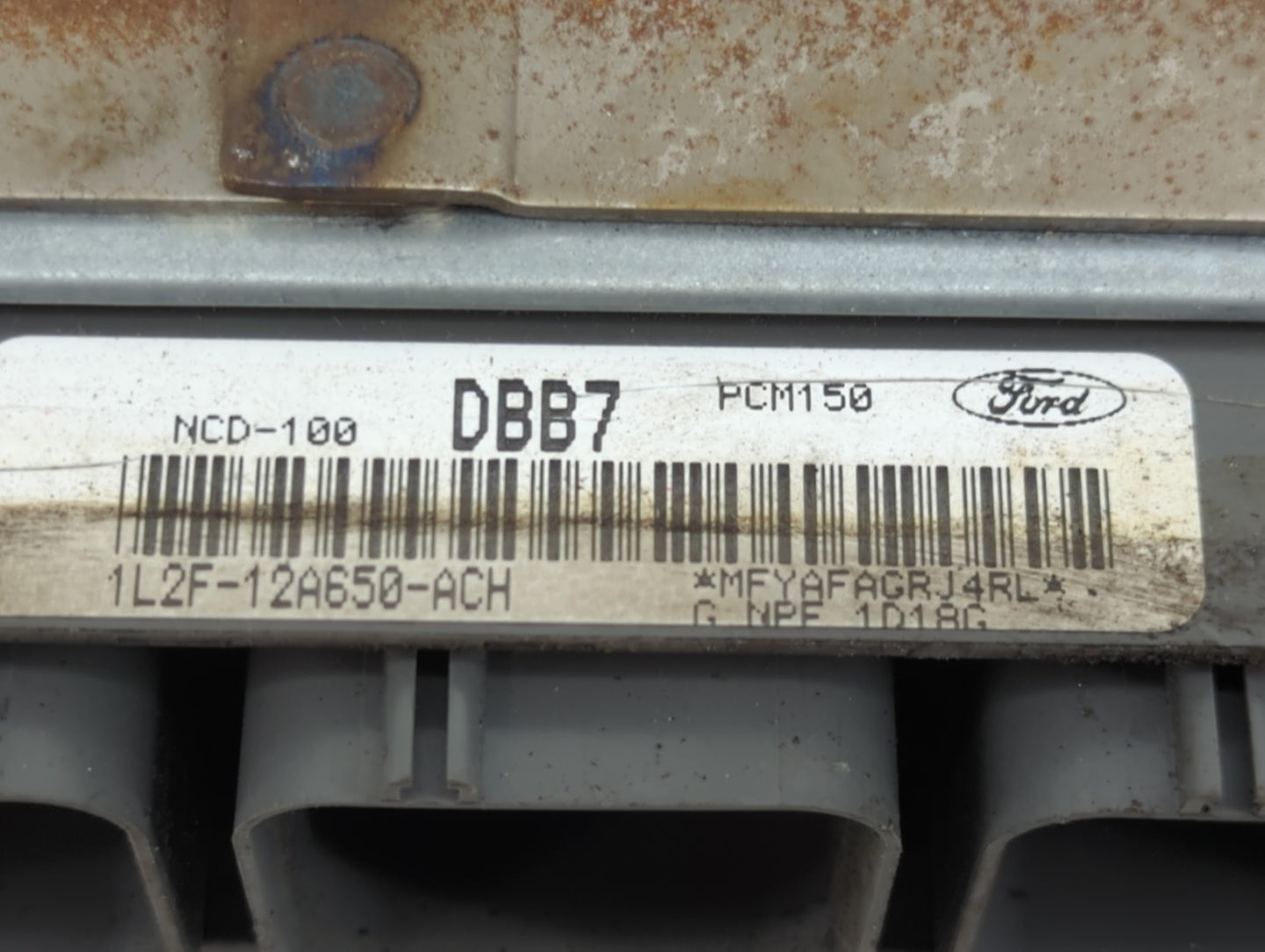 2002 Ford Explorer PCM Engine Control Computer ECU ECM PCU OEM P/N:1L2F-12A650-ACH Fits OEM Used Auto Parts - Oemusedautopar