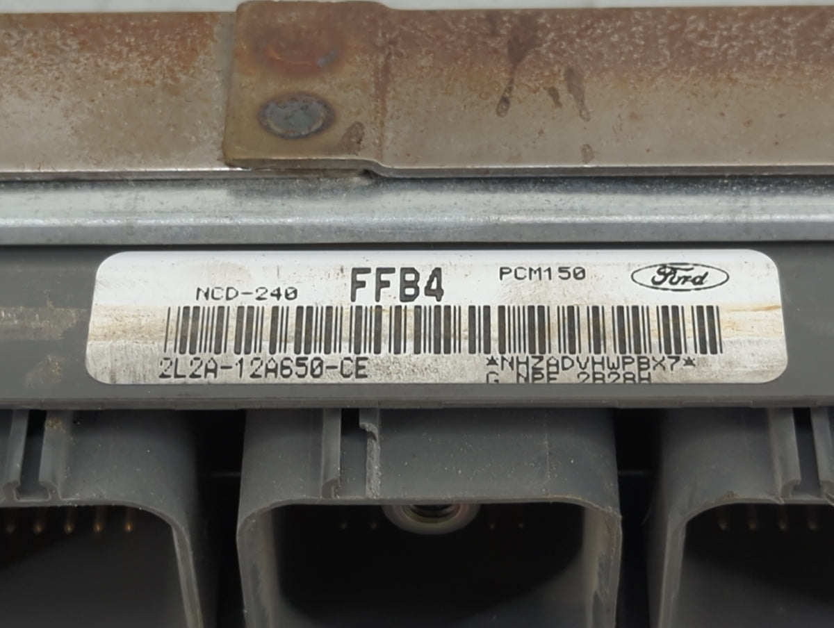 2002 Ford Explorer PCM Engine Control Computer ECU ECM PCU OEM P/N:2L2A-12A650-CE OEM Used Auto Parts - Oemusedautoparts1.co