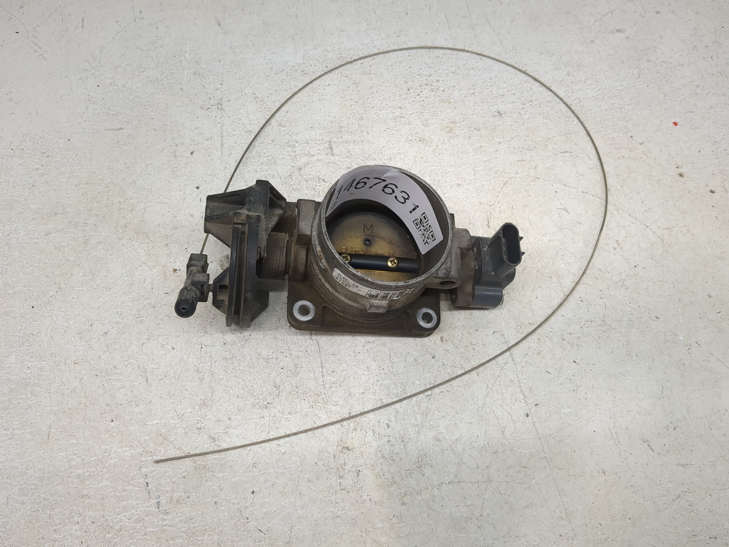2002 Ford Explorer Throttle Body P/N:1L2E-AA Fits OEM Used Auto Parts - Oemusedautoparts1.com