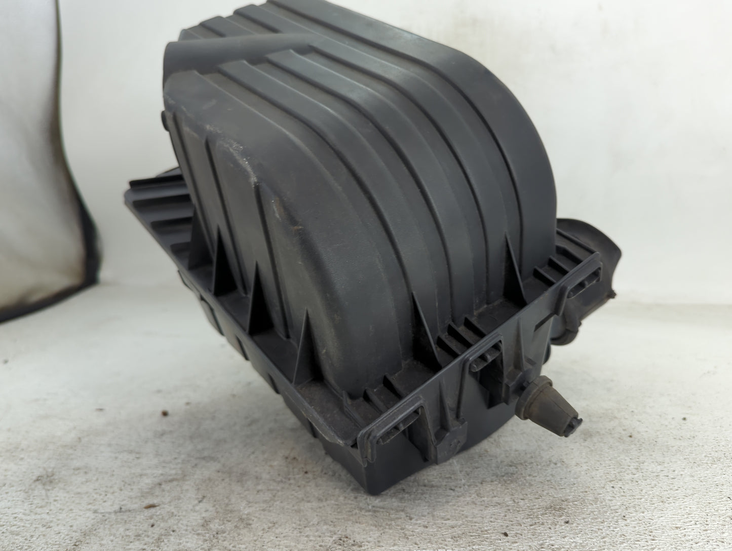 2002-2005 Ford Explorer Air Cleaner Intake-duct Hose Tube - Oemusedautoparts1.com